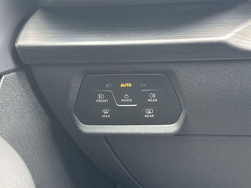 Cupra Formentor (2024) 1.5 TSI DSG - fotka 17 z 32