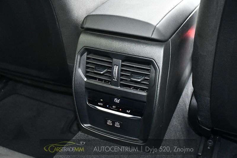 BMW Řada 3 320d xDrive M-SPORT 3L-ZÁRUKA  - fotka 24 z 58