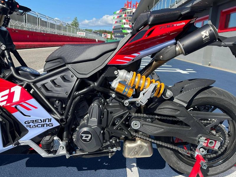 Italjet (2026) DRAGSTER 700 NOVINKA 2026 - fotka 11 z 13