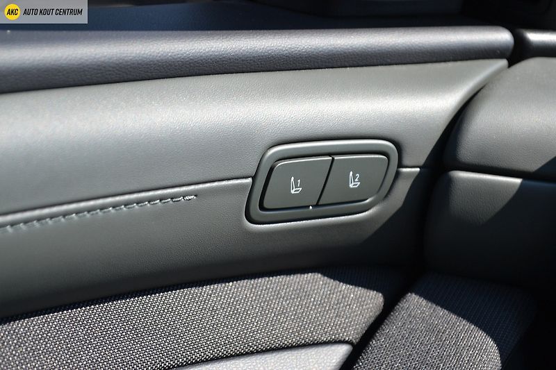 Hyundai Tucson 1,6 T-GDI PHEV 4WD AT 20 YEARS - fotka 61 z 75
