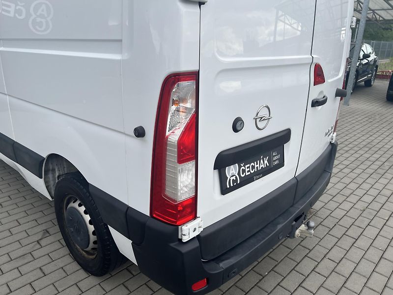 Opel Movano (2021) 2.3CDTi 100kW L2H2,AC - fotka 27 z 27