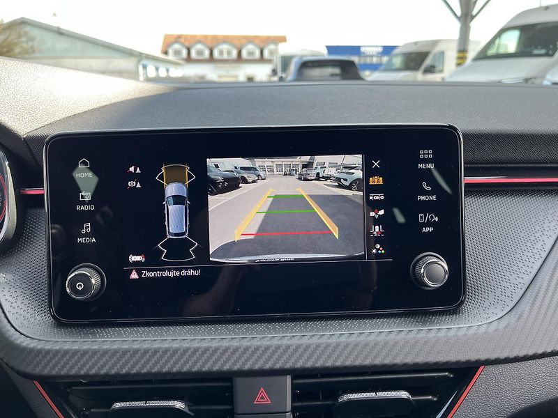 Škoda Kamiq MONTE CARLO 1.0TSI 85kW - fotka 17 z 22