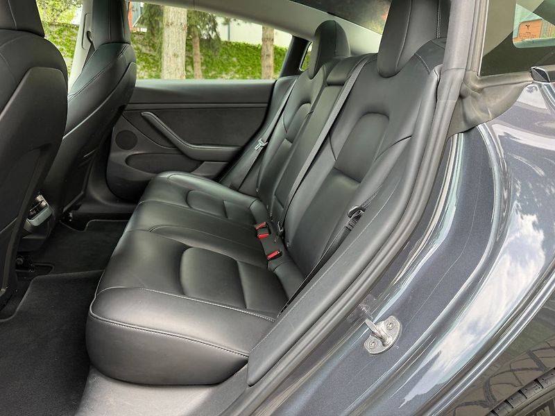 Tesla Model 3 Enhanced autopilot, k dispozic - fotka 9 z 38