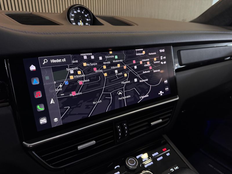 Porsche Cayenne Turbo GT PCCB Burmester Záruka - fotka 41 z 44