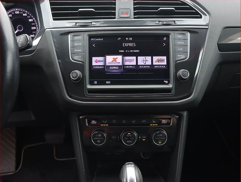 Volkswagen Tiguan (2017) Highline 2.0 TSI - fotka 12 z 23