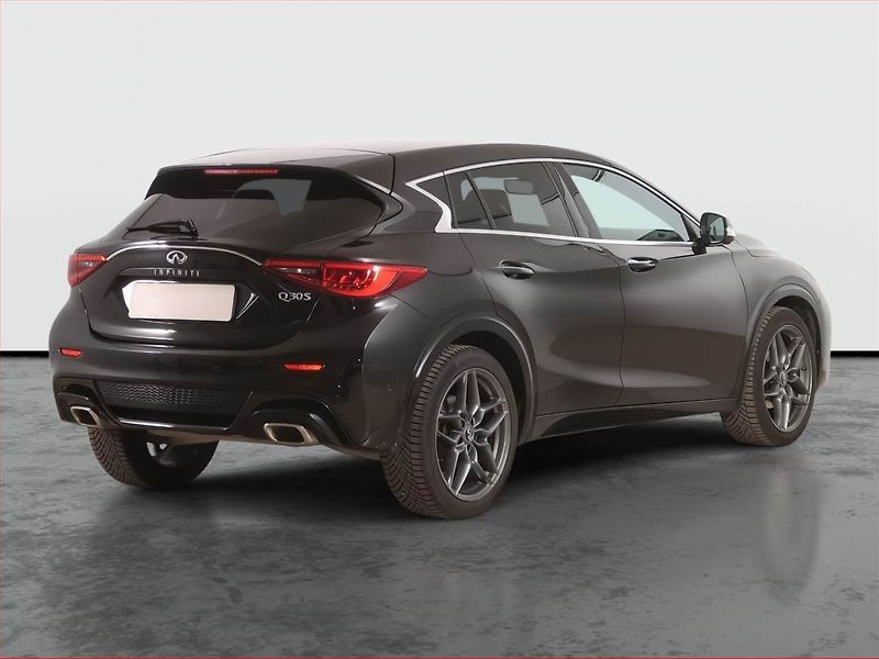 Infiniti Q30 (2019) 1.6t, Automat, Serv.kniha - fotka 5 z 22