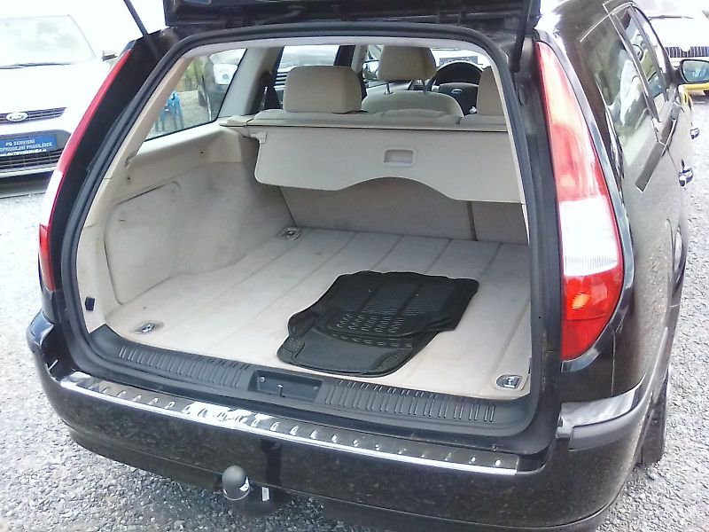 Ford Mondeo (2007) 1.8i 16V Ghia , závěs - fotka 30 z 35