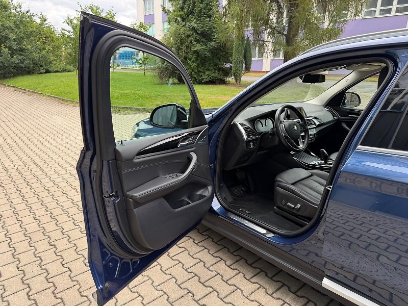 BMW X3 3,0 D xDrive/1.maj./DPH/ČR/ - fotka 9 z 32