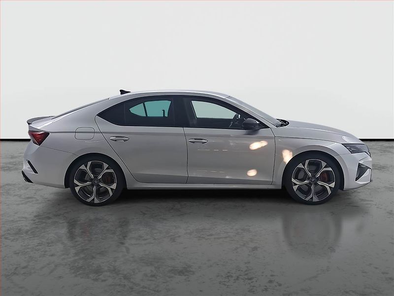 Škoda Octavia (2025) RS 2.0 TSI - fotka 6 z 19