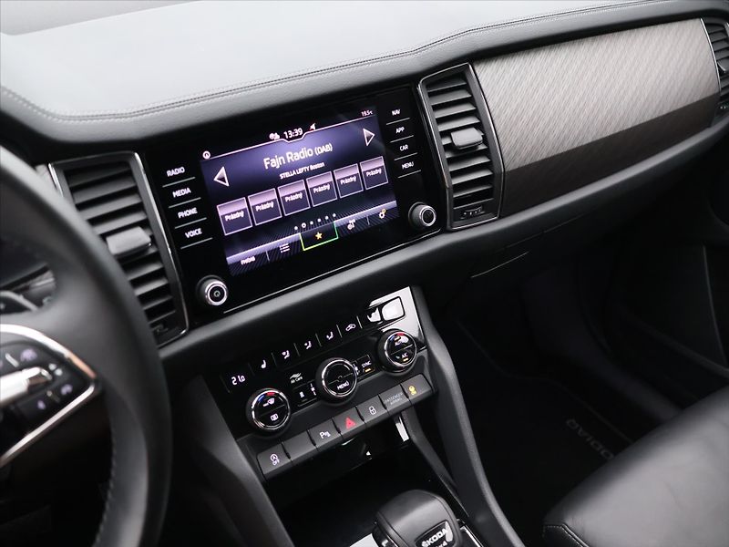 Škoda Kodiaq 2,0 TDI 4x4 DSG Style Plus DPH - fotka 25 z 39