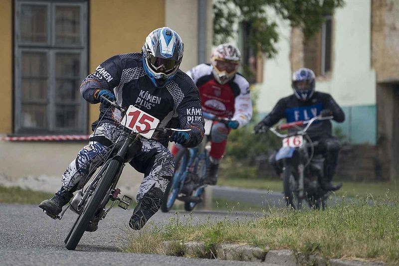 První červencová sobota byla v Rychtářově ve znamení mopedů. Moped rallye ho ovládla s čtyřiadvacátým ročníkem.