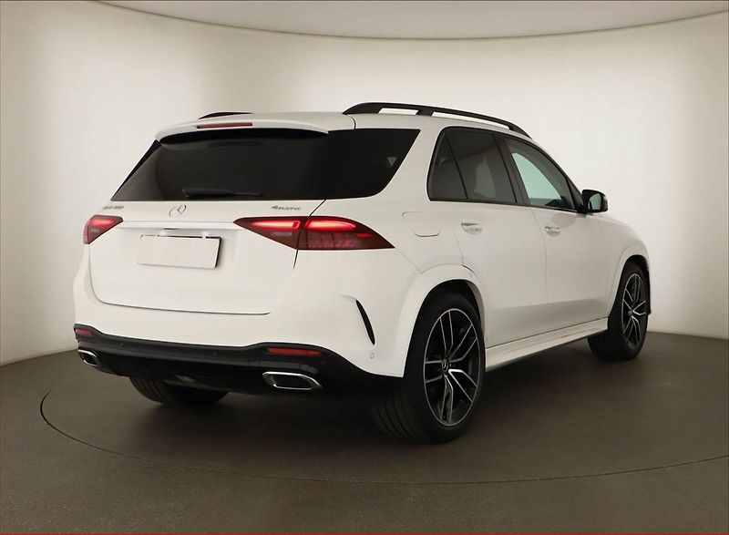 Mercedes-Benz GLE (2025) 450, AMG, Navigace - fotka 5 z 21
