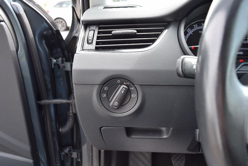 Škoda Octavia (2020) 2.0TDI 110kw AMBITION NAVI APP - fotka 36 z 50