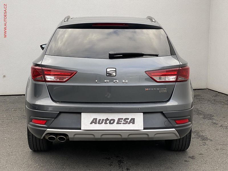 Seat Leon (2015) 2.0 TDi, X-Perience, AT - fotka 5 z 17