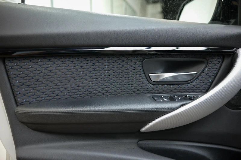 BMW Ostatní 340i xDrive - 418 kW STAGE 3 - fotka 24 z 35