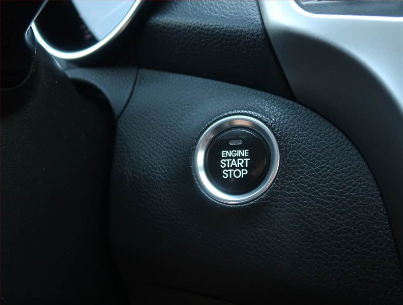 Hyundai i30 (2014) 1.6 GDI, Serv.kniha, Tempomat - fotka 17 z 21