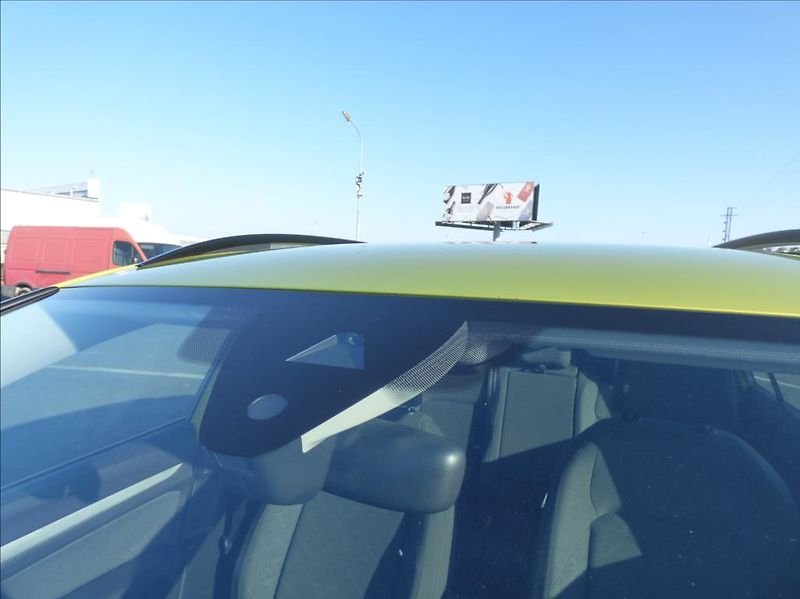 Volkswagen Golf 1,0 TSI Virtual Cockpit  Life - fotka 44 z 49