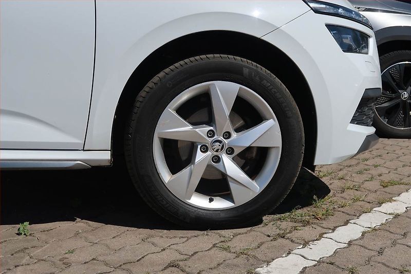 Škoda Kamiq (2020) Style 1.0 TSI, Automat - fotka 15 z 20