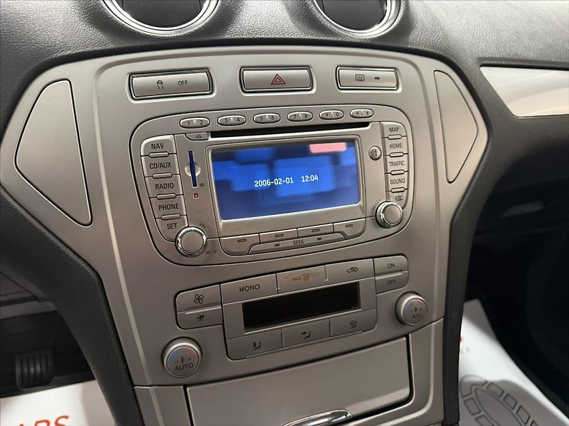 Ford Mondeo 2,0   TDCI 103KW TAŽNÉ PO STK - fotka 10 z 14