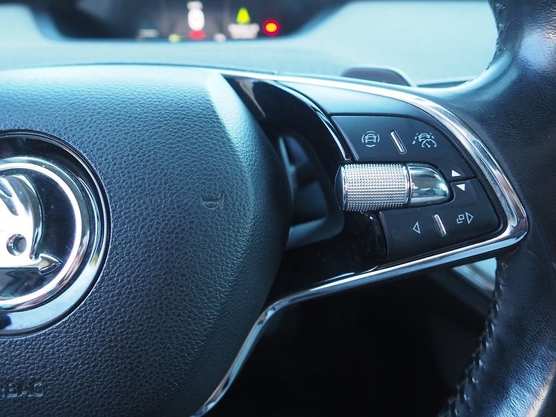 Škoda Enyaq (2021) 60 (132 kW) Suite SOH 87% - fotka 22 z 36