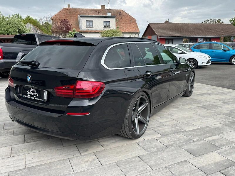BMW Řada 5 (2014) 530d xDrive - fotka 5 z 32