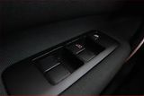 Nissan Qashqai (2013) 1.6, Automat, Tempomat - náhled 17