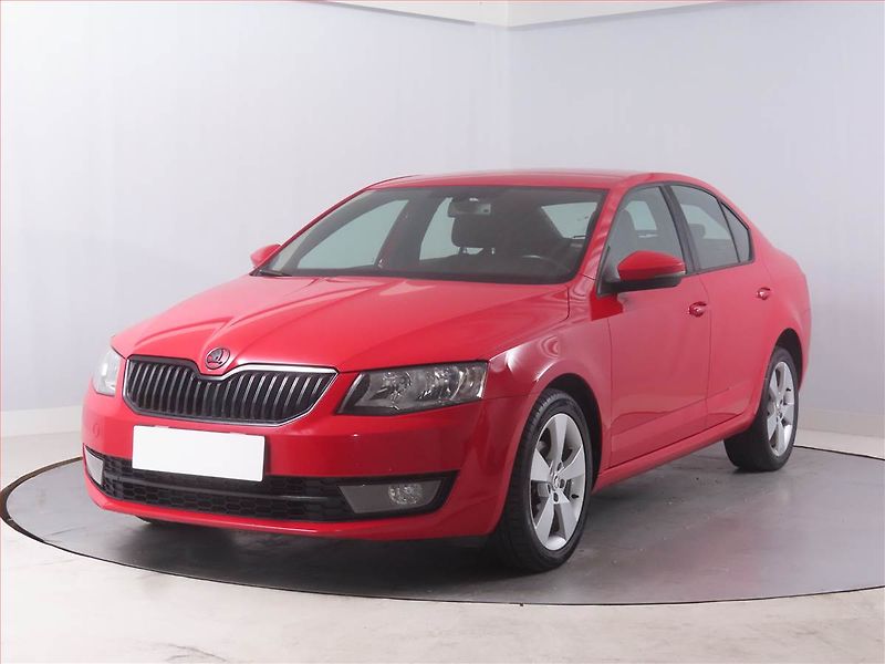 Škoda Octavia (2016) 1.6 TDI, Tempomat - fotka 2 z 18