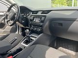 Škoda Octavia (2014) 1,6TDi CR 77kW AMBITION - náhled 29
