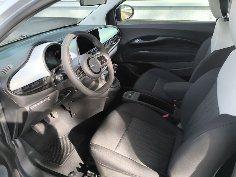Fiat 500 (2026) Hybrid Icon 1.0 BSG 65k - fotka 3 z 34