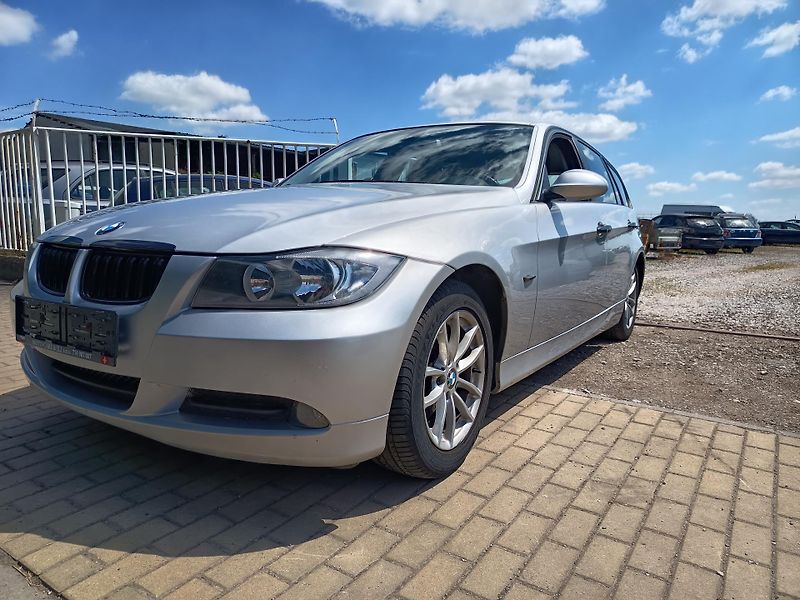 BMW Řada 7 (2006) 2.0 95kw - fotka 9 z 49