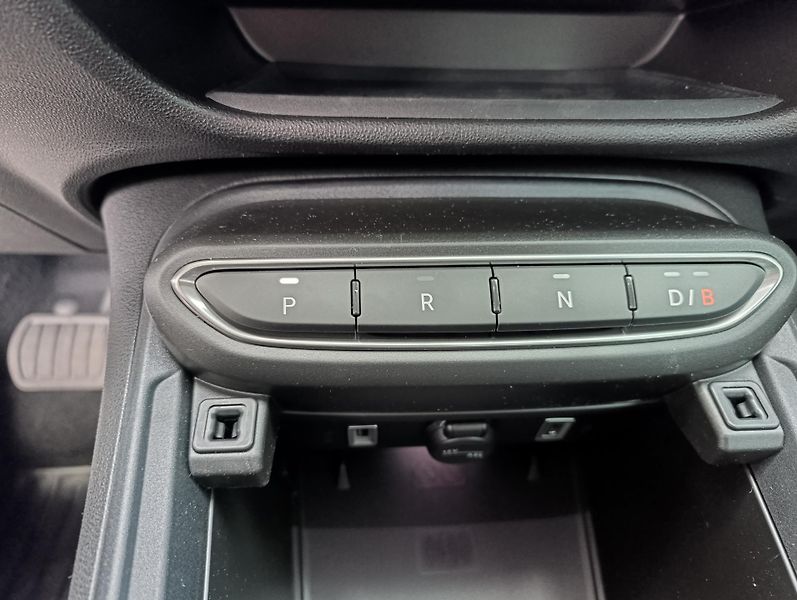 Fiat 600 (2026) Icon BEV 54kWh 115kW/156k - fotka 29 z 48
