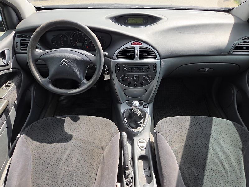 Citroën C5 2,0hdi kombi - fotka 8 z 10