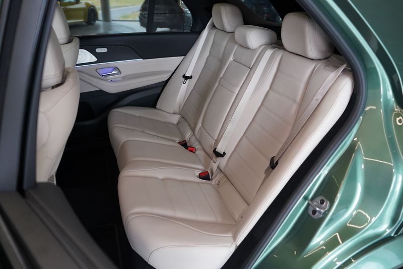 Mercedes-Benz GLE 450d 4M AMG, Nezávislé, Tažné - fotka 47 z 50