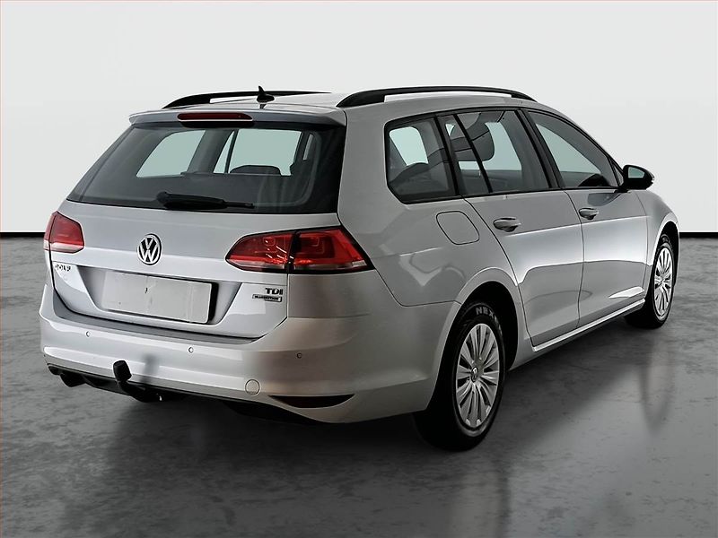 Volkswagen Golf (2015) 1.6 TDI, Serv.kniha, Navi - fotka 5 z 16