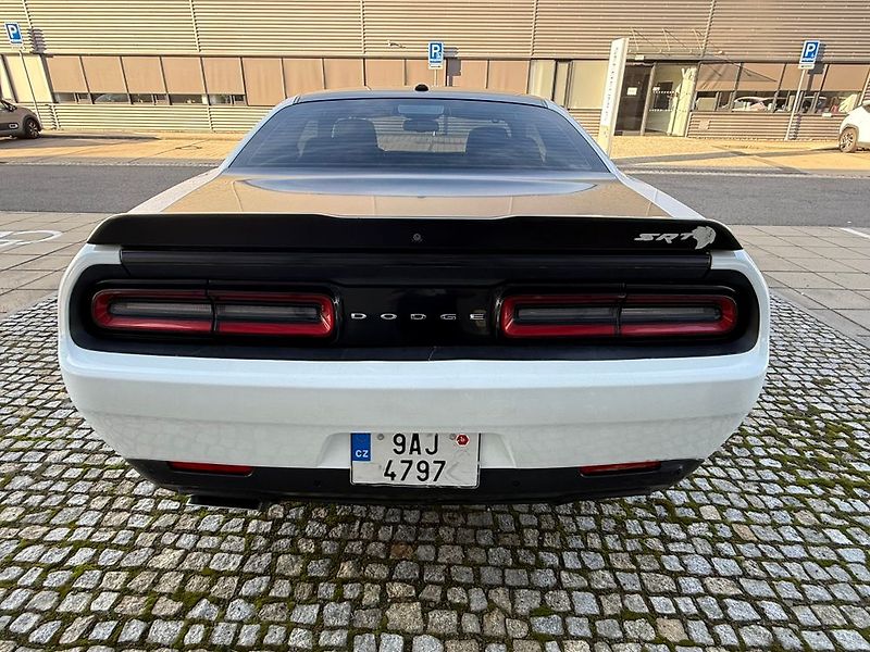 Dodge Challenger (2018) - fotka 7 z 45