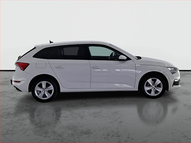 Škoda Scala (2020) 1.0 TSI, Tempomat - fotka 6 z 19