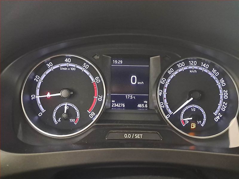 Škoda Rapid (2019) Style 1.0 TSI, ČR,1.maj - fotka 11 z 19