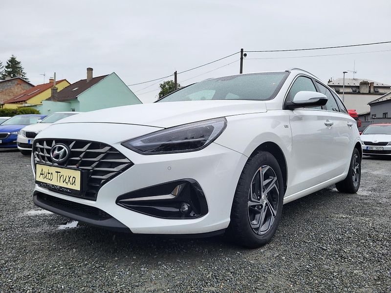 Hyundai i30 WG 1.5 T-GDI 118kW SMART *ČR - fotka 29 z 44