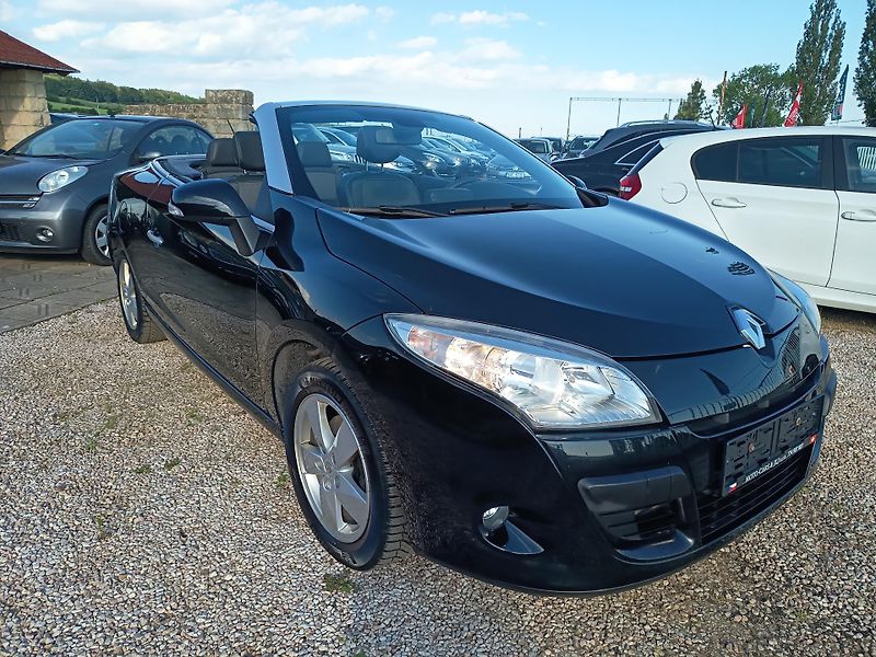 Renault Mégane (2011) Kabroušek 1.4 96kw - fotka 7 z 53