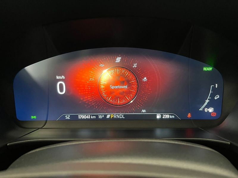 Ford Kuga 2.5 HEV 4x4 TITANIUM ZAMLUVENO - fotka 12 z 63