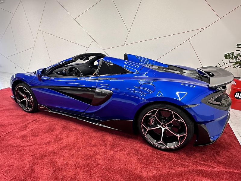 McLaren 600LT (2020) Spider B&W*CARBON*SERVIS*TOP - fotka 5 z 14