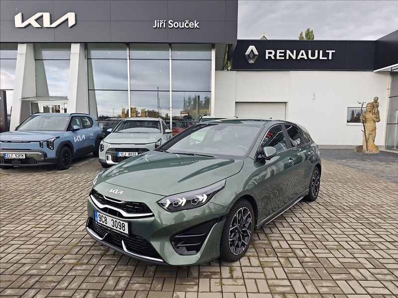 Kia Ceed 1,5 T-GDI 7DCT automat  GT-Lin - fotografie inzerátu