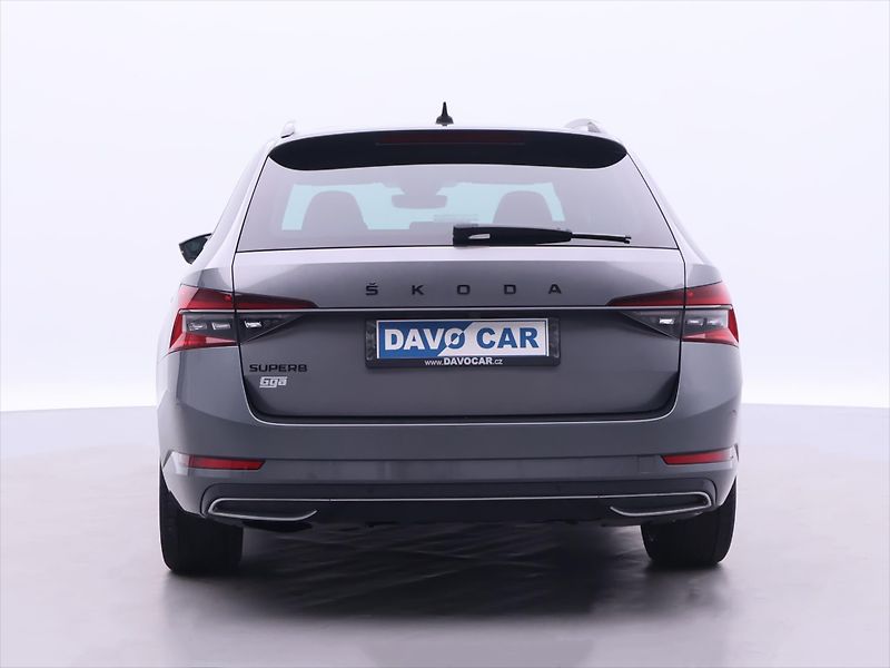 Škoda Superb 2,0 TDI 110kW SportLine Combi - fotka 6 z 38