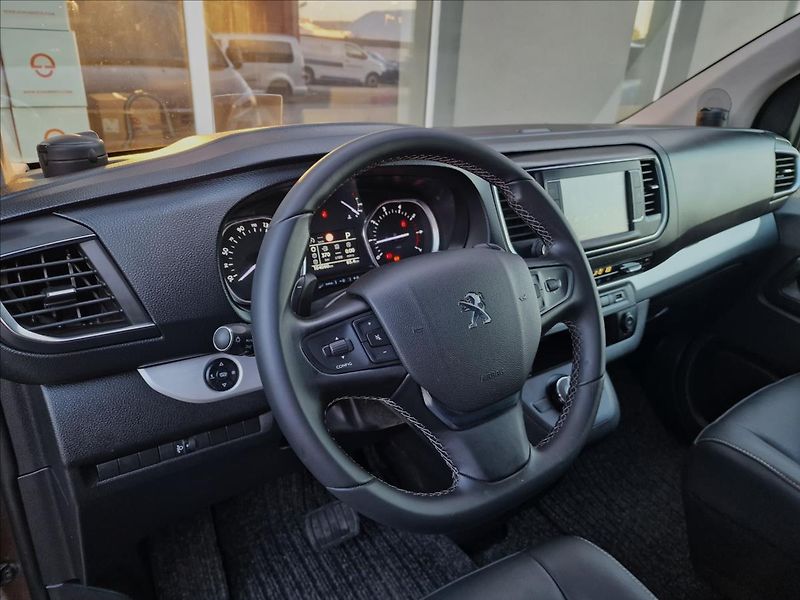 Peugeot Traveller 2.0HDI ALLURE L3,ČR,1.Majitel - fotka 22 z 49