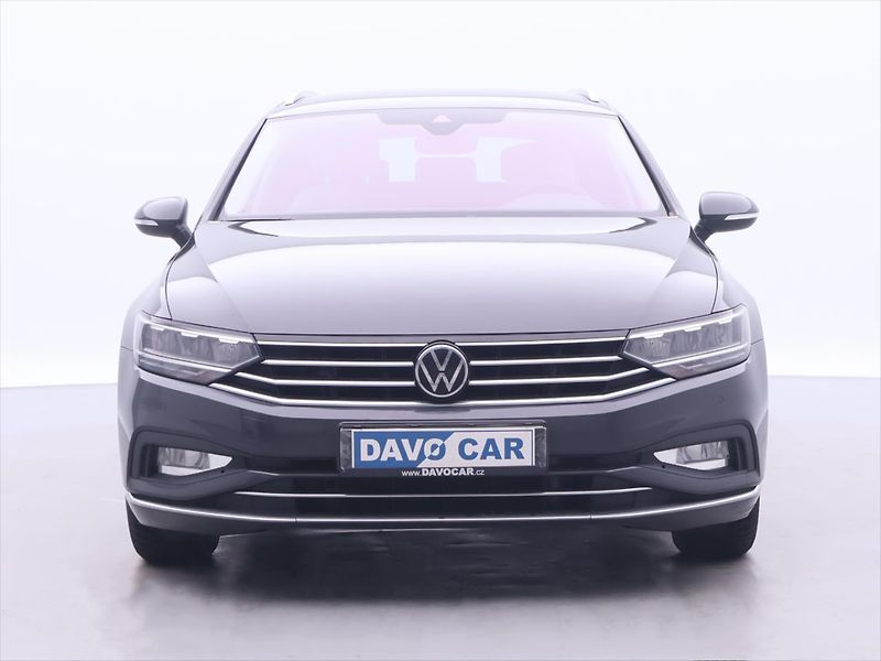 Volkswagen Passat 2,0 TDI CZ Elegance Kůže DPH - fotka 2 z 31