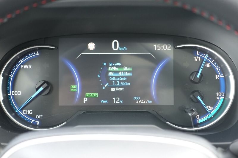 Toyota RAV4 2,5 PHEV Plug-in Selection VIP - fotka 29 z 38