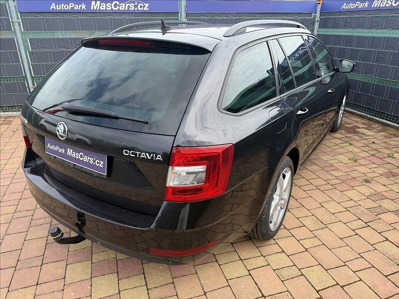 Škoda Octavia III 1.6 TDI Ambition - fotka 5 z 19