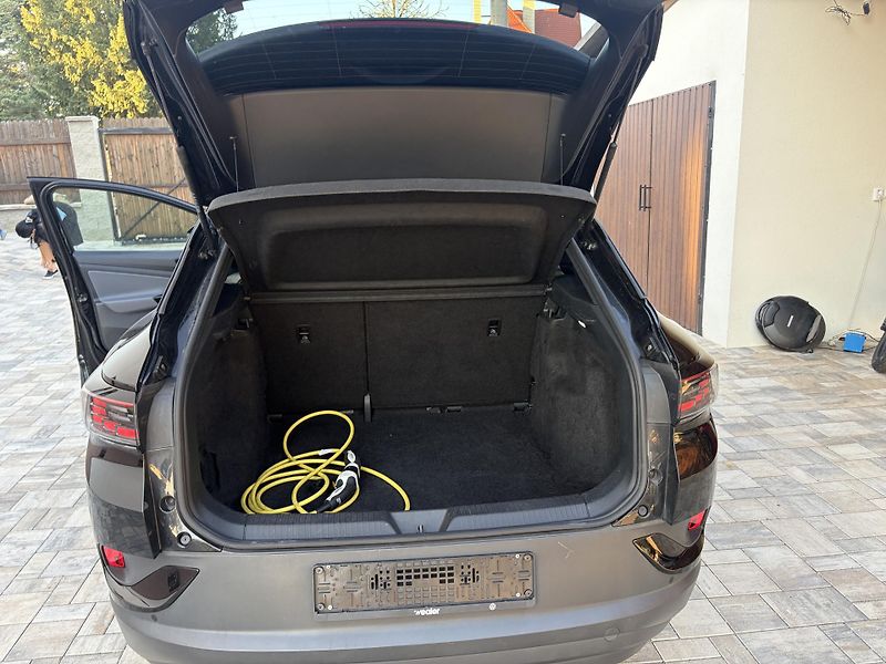 Volkswagen ID.4 (2022) PRO 77kwh,Matrix, 94%,T.cerpad - fotka 8 z 11