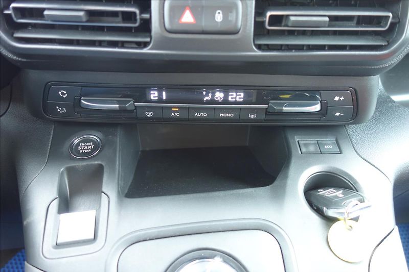Toyota ProAce City Verso 1,2 T 96KW,ČR,1 MAJ.,7 MÍST. - fotka 37 z 50