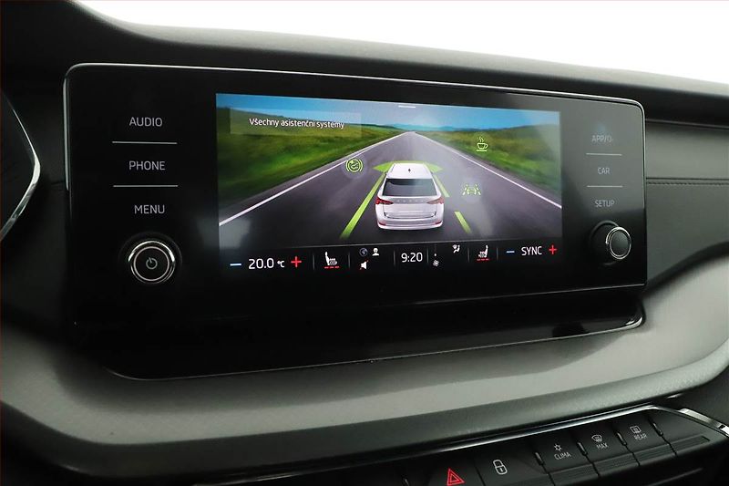 Škoda Octavia (2021) 2.0 TDI, Tempomat - fotka 17 z 20